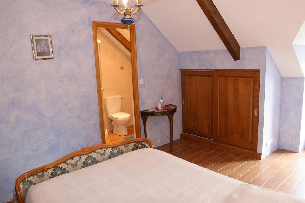 Chambres D'Hotes De Lunel Tresboeuf 0*,